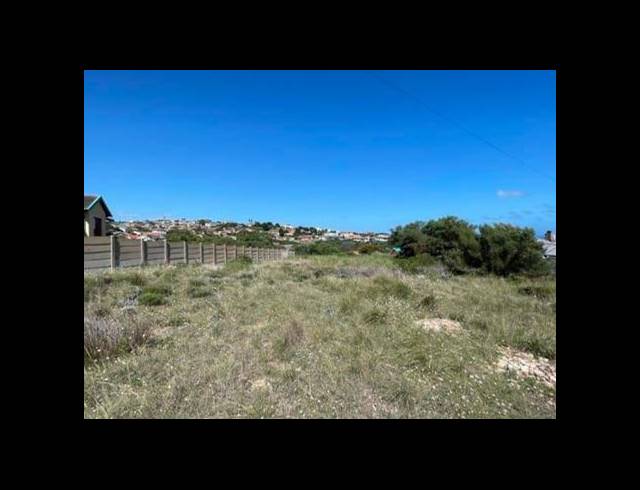 LAND FOR SALE IN DANA BAY